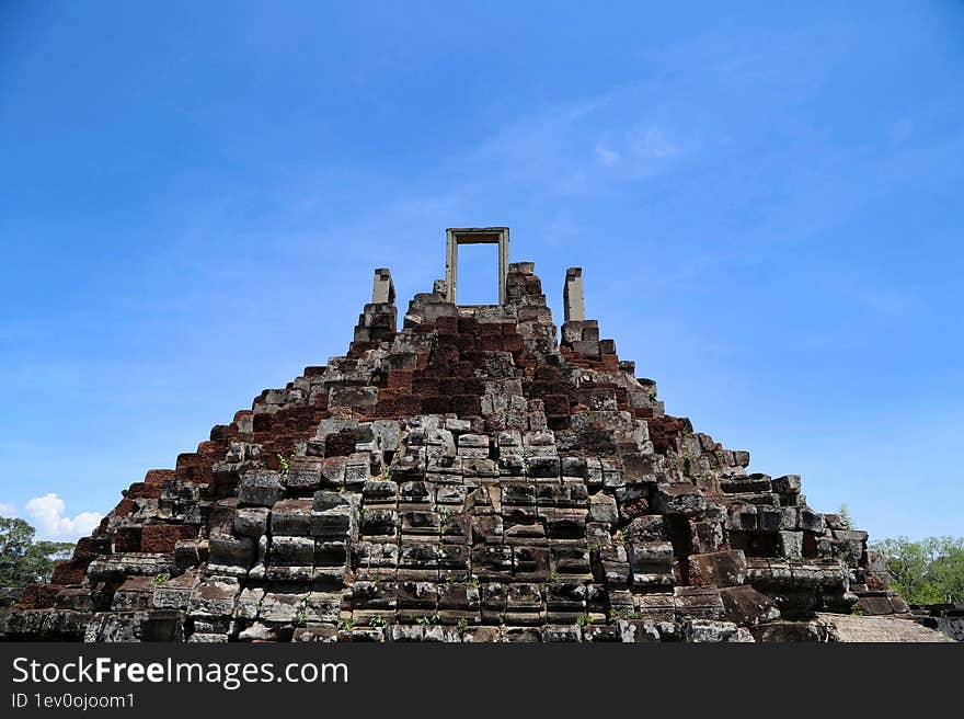 Stone Statues, Ancient Civilization. Phnom Penh-Siam Reap-Angkor Wat.Siem Reap City