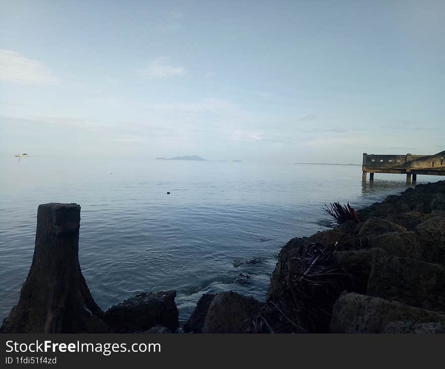 the appearance of the sea in the morning with calm water