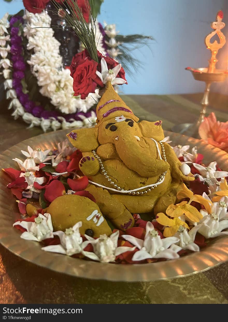 Handmade God Ganesha - Focused Snap