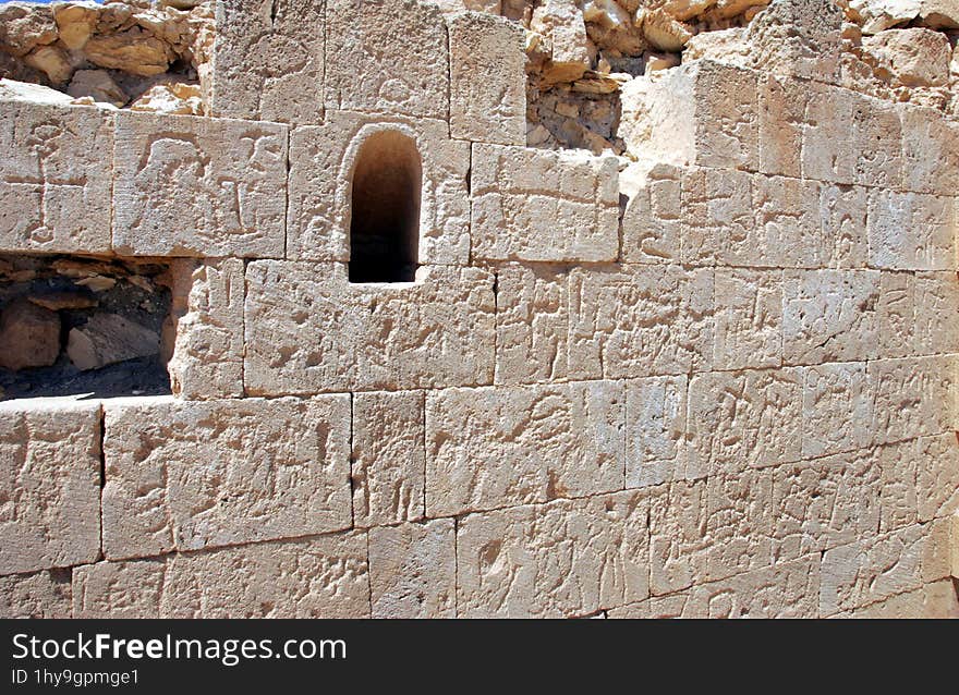 Wall of an ancient building in the southern desert