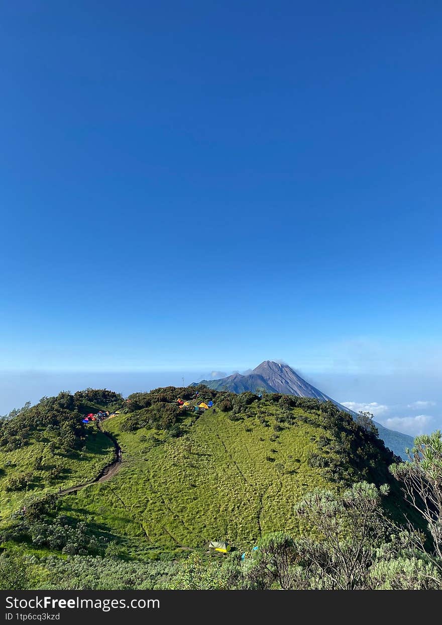 beautiful view of the mountain