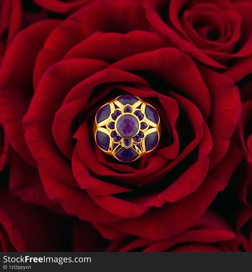 A stunning jewellery piece featuring vibrant colours and luxurious materials. A stunning jewellery piece featuring vibrant colours and luxurious materials.