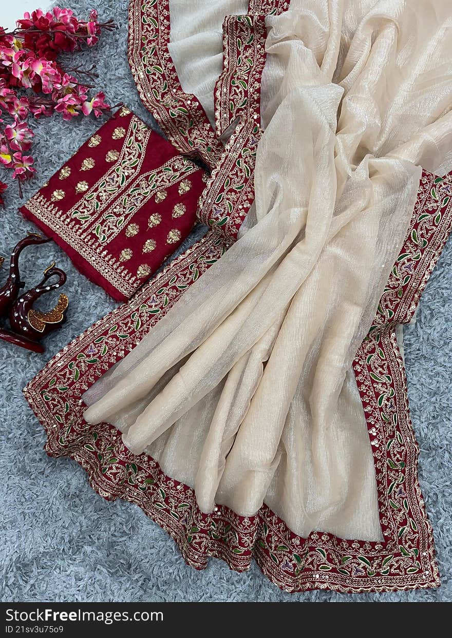 Banarasi Saree. The Banarasi saree is a traditional and highly coveted type of saree that originates from the city of Varanasi, India. It is known for its intricate designs, opulent silk fabric, and stunning craftsmanship. Kanchipuram Saree. Kanjivaram sarees are a popular type of saree from the Indian state of Tamil Nadu. They are known for their exquisite craftsmanship and luxurious silk fabric. Chanderi Saree. The Chanderi saree is a traditional Indian garment that originated in the townSaree images