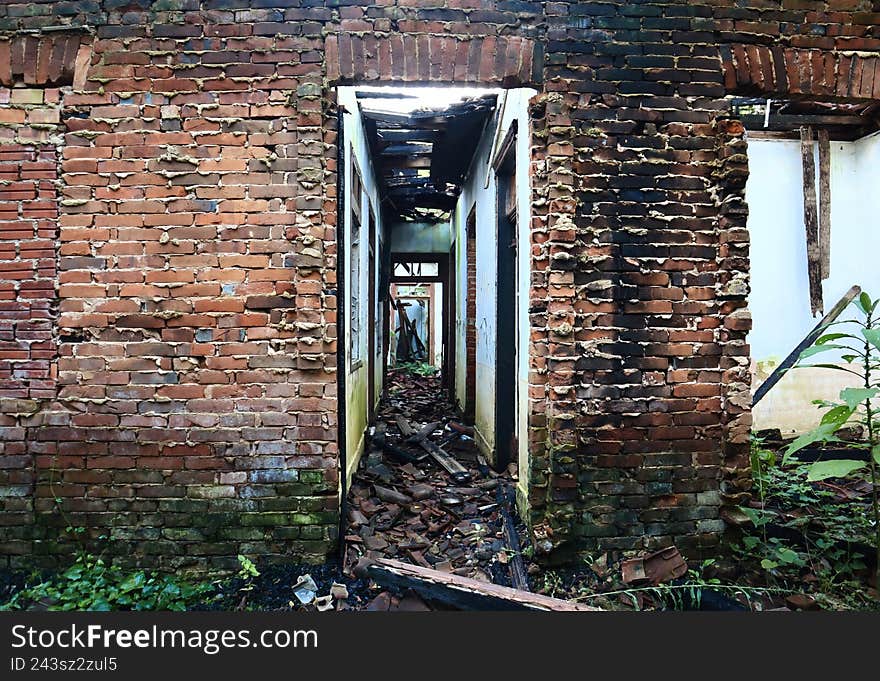 This photo was took at my howetown Taquara. It shows the ruins of an old house.